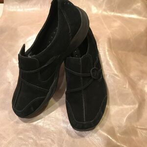 Clarks Wave Walk Black Suede Sneakers